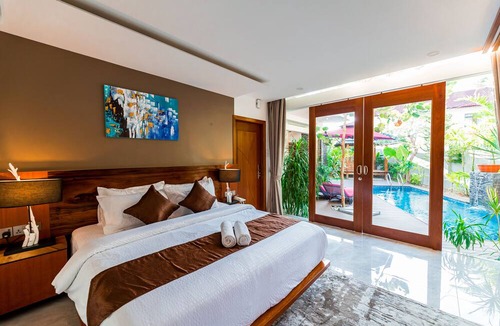 Lubok Buaya Villa | Maneh Villa