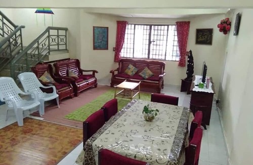 Tanah Rata Apartment | 4 bedrooms and 3 bathrooms holiday penthouse near Tanah Rata town.