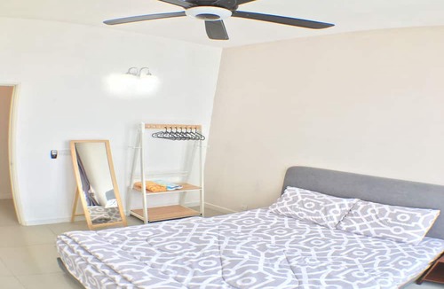 Taman Tampoi Indah Apartment | Paradigm mall ,Sutera mall