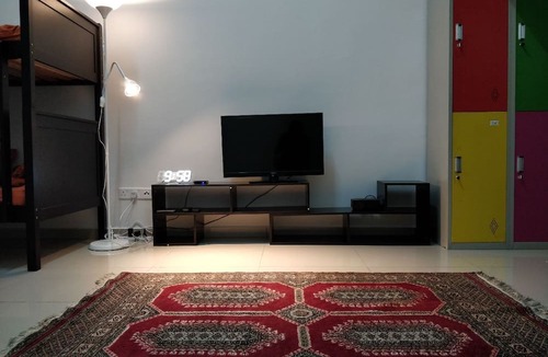 Petaling Jaya Apartment | KJ Group Space (Air Conditioned, Connects to Airport, Fast WiFi, Near Amenities)