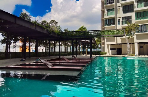 Seri Kembangan Condo | WarihHomestay 2 Bedroom Near UPM Serdang