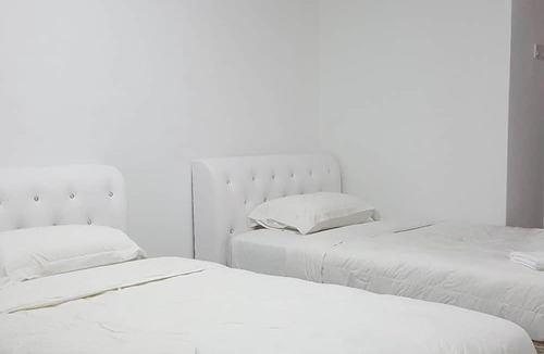 Banting Apartment | Anjung Apartment And Breakfast