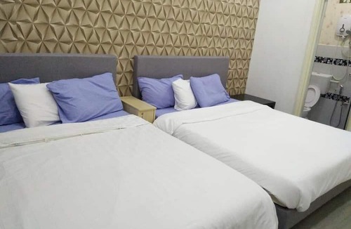 Taman Gadong Perdana House | Stay99 House 2 (1 King & 6 Queen bed)