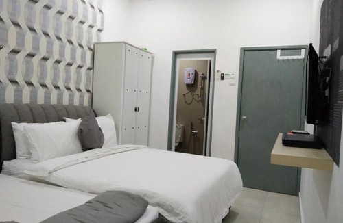 Taman Gadong Perdana House | Stay99 House - 3 Bedrooms