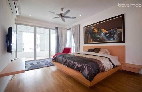 Batu Ferringhi Villa | Luxurious modern 3-storey Villa