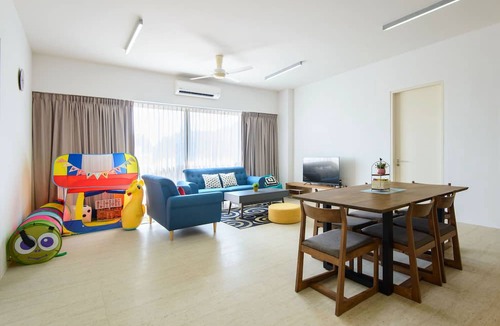 Batu Ferringhi Apartment | Beach front 2 Bedroom Apartment with Seaview