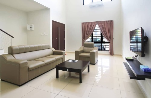 Taman Mahajaya House | KL3, Grand House Walking to Jonker Street