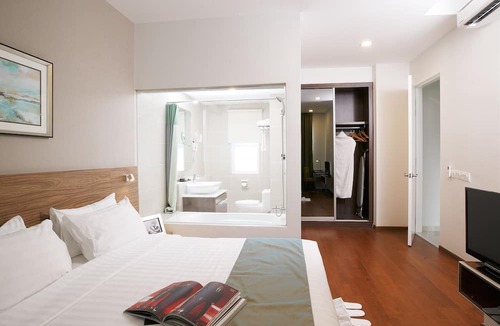 Hulu Kinta Apartment | 3 Bedroom Lakeview Executive Suite #3