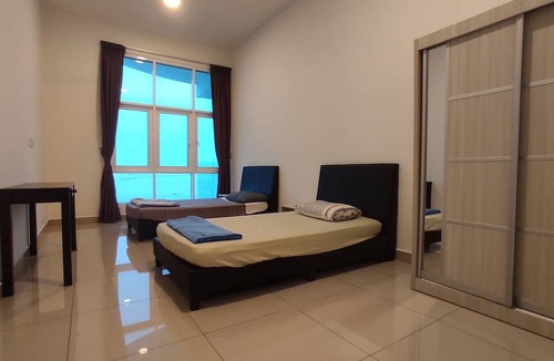 Kampung Batu Maung Apartment | D Amazing Bridge View & Sea View with Facilities & Amenities !