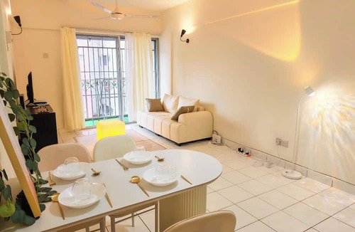 Bukit Jalil Apartment | 5-min Walk to National Stadium Cozy Cream Style Unit near LRT & Axiata Arena