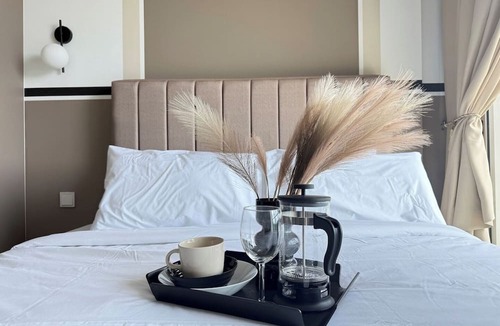 Sri Hartamas Apartment | Luxury 4Pax Studio | Bathtub | Foosball | Parking
