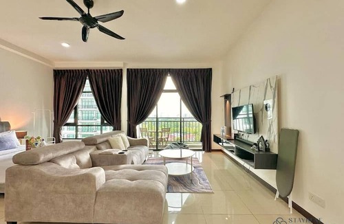Johor Bahru Condo | Molek Regency by Stayrene