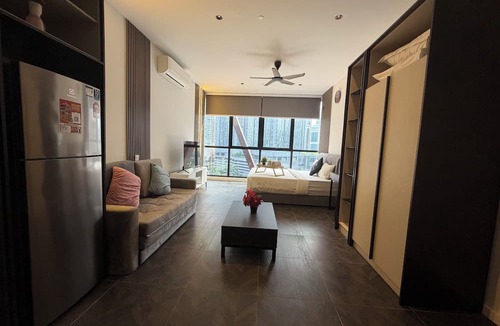Kuala Lumpur City Centre Apartment | Metahome@Scarletz Suites KLCC