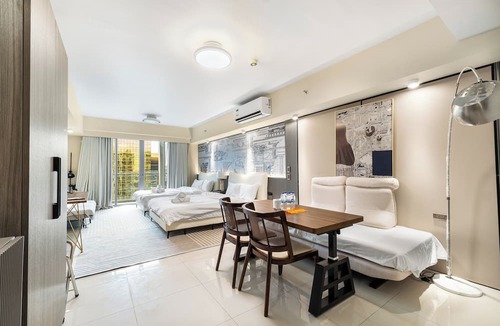 Tambo Apartment | Spacious & High-Floor Hotel near City of Dreams, Airport, Okada, and Solaire Casino