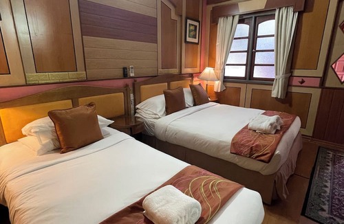 Pulau Perhentian Kecil Resort | Deluxe Room @ Sharila - BS