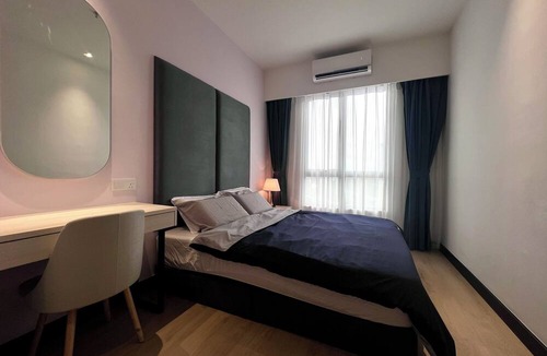 Kota Kinabalu Condo | Cozy 1-bedroom condo with AC and fitness room in wonderful Kota Kinabalu