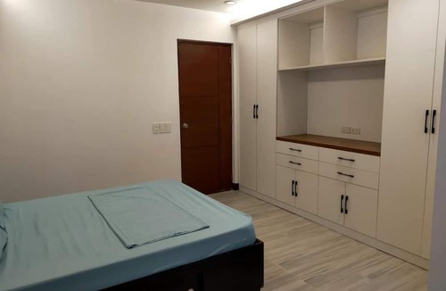 Marikina House | 3 BR, 3.5 BA Townhouse. Fully furnished w/parking