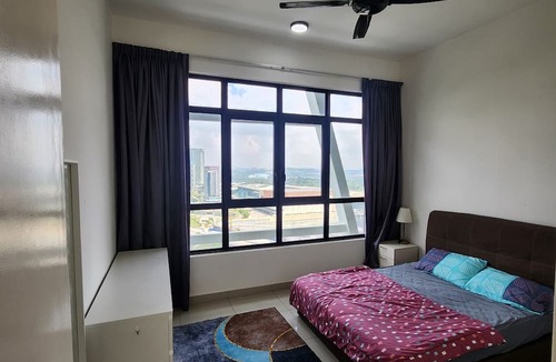 Putrajaya Condo | 3-bedroom condo in awesome Putrajaya with AC, fitness room