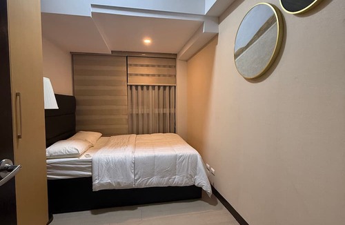 Bonifacio Global City Condo | Executive Suites 4 Bedroom Condo Uptown Parksuites Bgc
