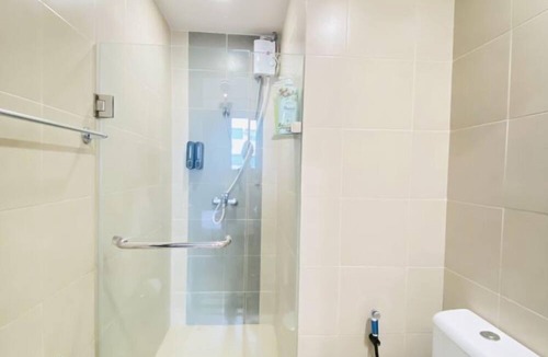 Mandurriao Apartment | Cozy & Stylish Stay with Pool Access in Iloilo