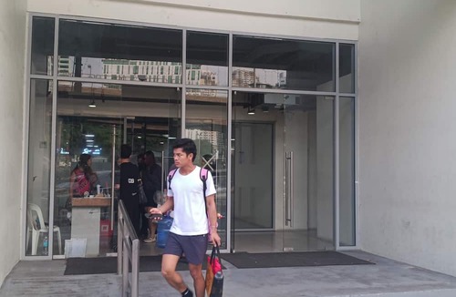 Socorro Apartment | Beautiful Tower with AC in Peaceful Cubao City Neighborhood