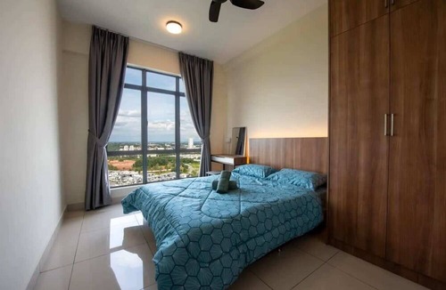 Taman Daya Apartment | Cozy 3BR Stay at ARC Austin, Free Parking