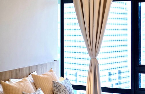 Kuala Lumpur City Centre Apartment | KLCC Luxury Suites Petronas View & Pool