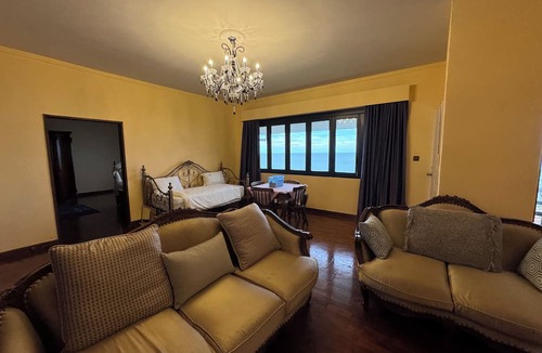 Tanjung Bungah Villa | VELAMUNDI INN
