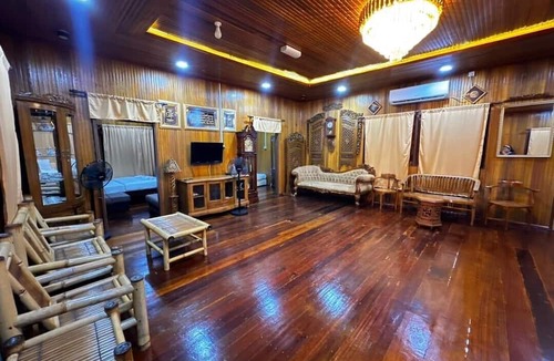 Kampong Gallam Gallam Ski Chalet | Panglima Resort Bum Bum Island, Semporna