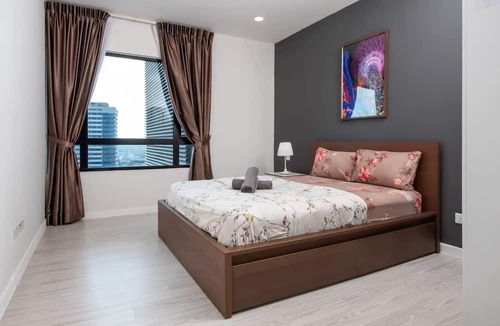 Central District Apartment | High Floor Suasana Suites 5 in JB City with WiFi