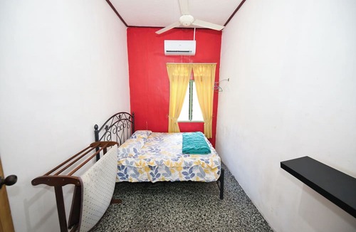 Chukai House | OYO 90990 Sri Tempurung Homestay