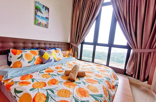 Medini Apartment | 8 mins Walk to2B2R@ Legoland-Happy Sunshine Suite for families-Lakeview Cozy!8px