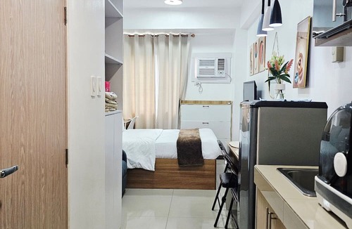 Dasmarinas Condo | Acellyne's Suites at Green 2 Residences