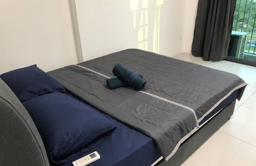 Kampung Masjid Timah Apartment | Comfy Suite Room with 1 Bedroom and 1 Living Room