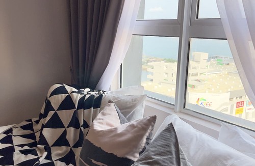 Ladang Padang Cicar Apartment | DERU Modern Seaview apartment. Near to KTCC Mall