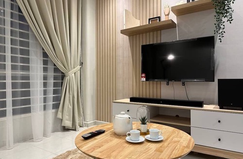 Nilai House | Ezhome Adelena Bayu Residence Homestay