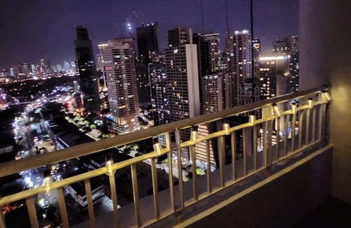 Valenzuela Condo | Good Vibes Apartment in Makati