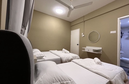 Bukit Jalil Apartment | [8Pax] Seri Kembangan Home Netflix Wifi MRT UPM MAEPS Bukit Jalil Axiata Arena