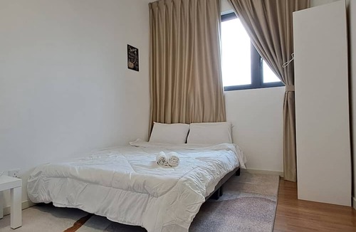 Pudu Apartment | Cozy KL Home! 3min walk to Train Station & Malls