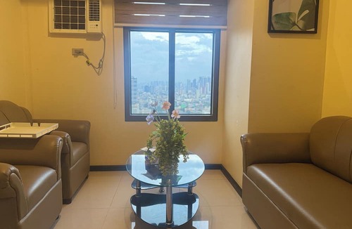 Pasay Condo | Cozy 1-bedroom condo with WiFi, fitness room in enchanting Pasay City