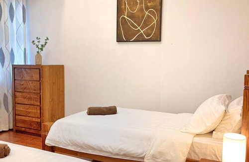 Downtown Kota Kinabalu Apartment | Ezyhouz @ Kota Kinabalu/IMAGO The Loft/Luxury Pool Garden 3 Bedroom 8Pax