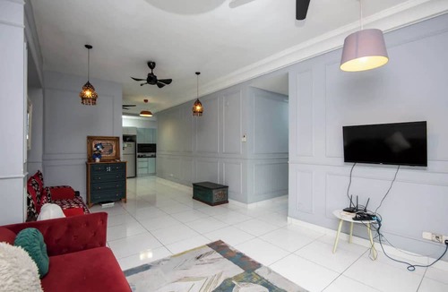 Johor Bahru Apartment | Stylish 4BR Near Paradigm Mall, Pool, Free Parking