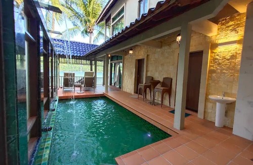 Pulau Perhentian Besar Hotel | Premium Sea View Suite with Private Pool