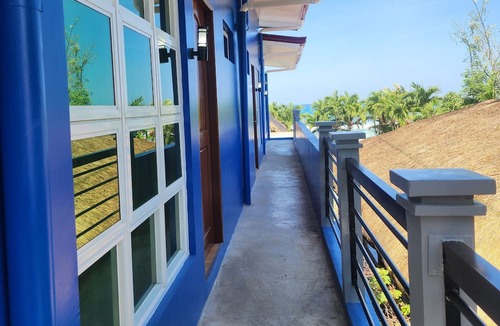Bacnotan House | Kulibangbang Beach Resort