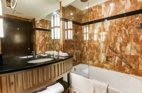 Ermita House | Luxury Experience at Diamond Hotel