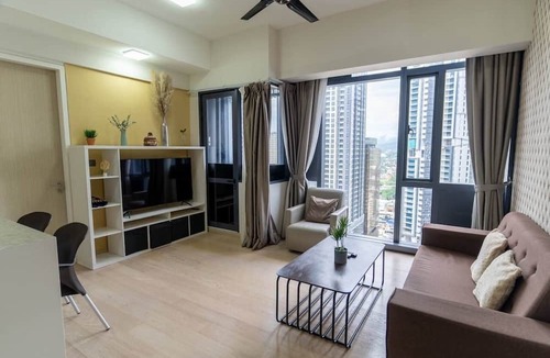 Kuala Lumpur City Centre Apartment | Star Residence By Gantya
