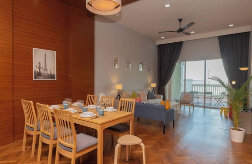 Seri Tanjung Pinang Apartment | Straits Quay Waterside Suites