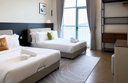 Likas Apartment | Homesuite' Home at Bay Suites