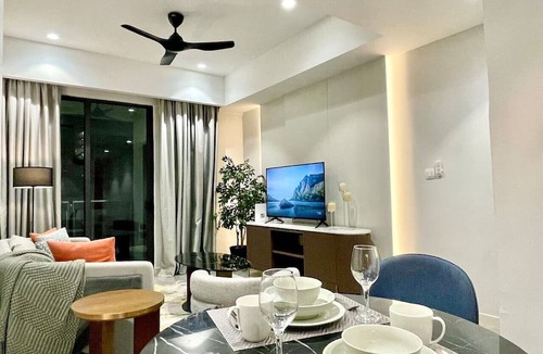 Mont Kiara Apartment | OOAK Kiara163 1BR Apt/Wtr Dspnsr