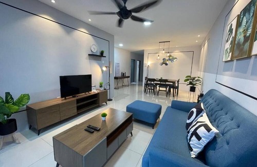 Kampung Kuala Pari Apartment | Manhattan Suites IPOH Waterpark by uBook
